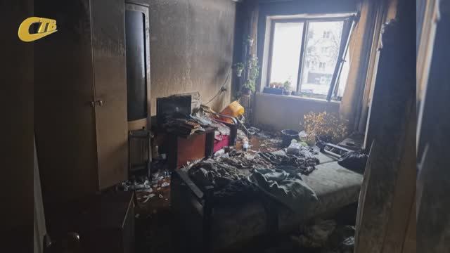 В РЕЗУЛЬТАТЕ ПОЖАРА В КВАРТИРЕ ДОМА №54/2 ПО УЛ. ЛЕНИНА ПОГИБЛА ЖЕНЩИНА