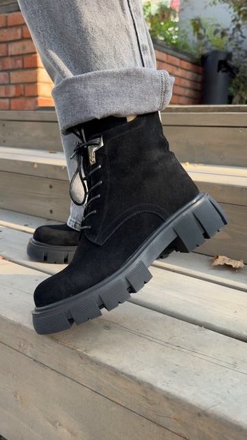 Классные черные ботинки из натуральной замши PCS188-2