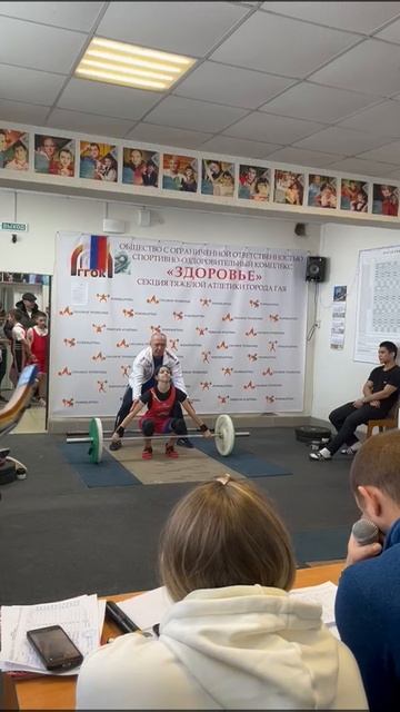 Гайчане показали высокие результаты на турнире тяжелой атлетики.