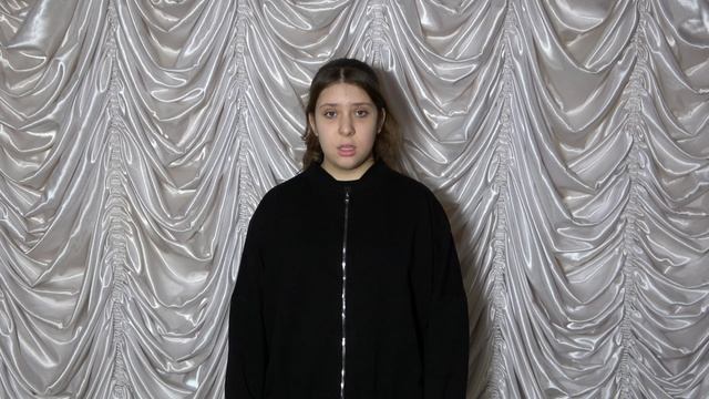 Стихотворение «Петров сегодня учудил» Сергей Погореловский. Читает Арина Гостищева.
