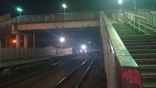 Электропоезд ЭД4М-0503"РЭКС" "ПОСАДКИ-НЕТ" следует резервом.