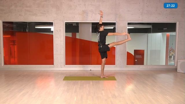YOGA с Александром Кривенцовым | 9 декабря 2020 | Онлайн-тренировки World Class