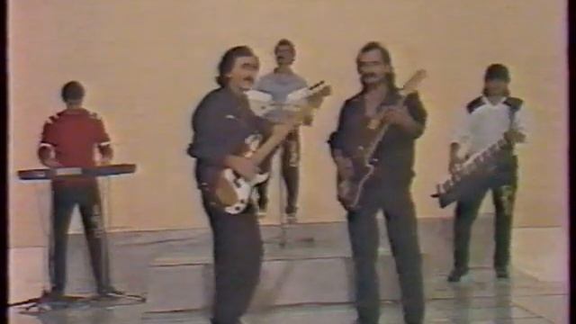 Mercan Ansambli - Elimde bağlama