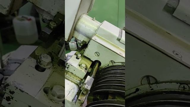 3е183а Полуавтомат Круглошлифовальный Бесцентровый. Видео в работе