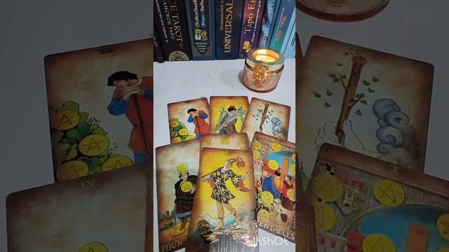 Почему он так себя ведёт?