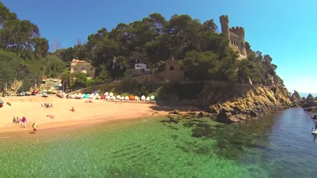 Пляж Cala Sa Caleta - аренда в Lloret de Mar