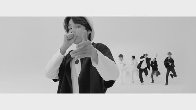 TXT 'Angel Or Devil'