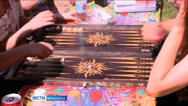 26 - В преддверии дня России в Центральном паре прошел фестиваль Многоликий Владимир