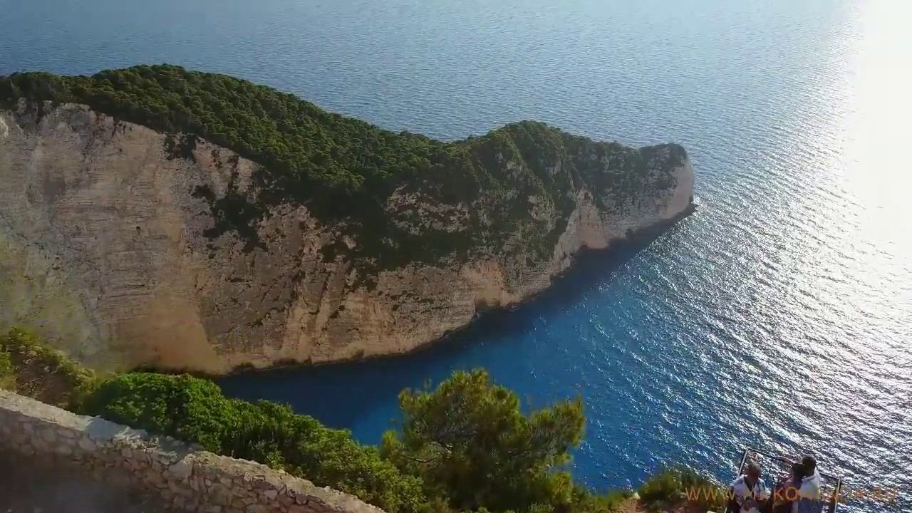 На яхте к погибшему кораблю
