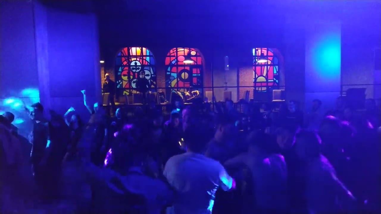 Танцы троллей.  Тролль Гнёт Ель live