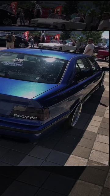 Старенькая  BMW
