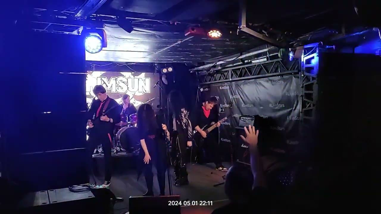 Dance Dance Dance. Crimsun live