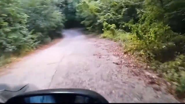 Спуск к морю с горы Кадош осенью 2015 года