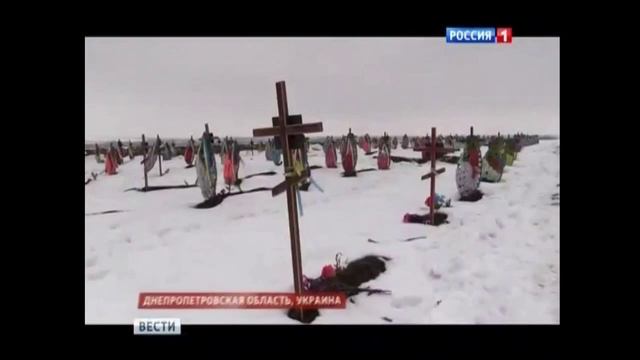 Шокирующие кадры. Украинских солдат десятками хоронят в безымянных могилах