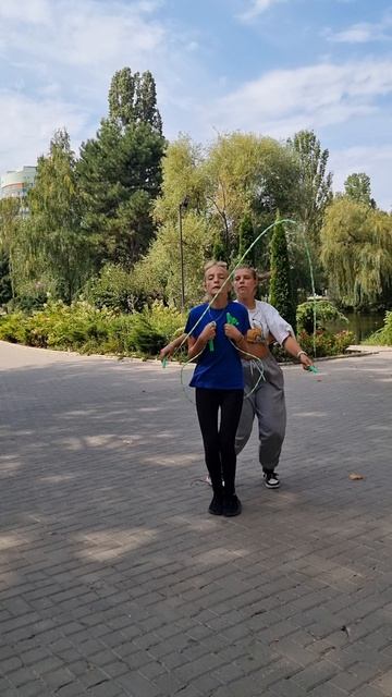 Прыжки через скакалку " Путешественник-2"