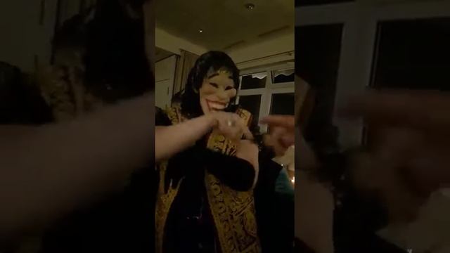 Пародия бабка и Стас.