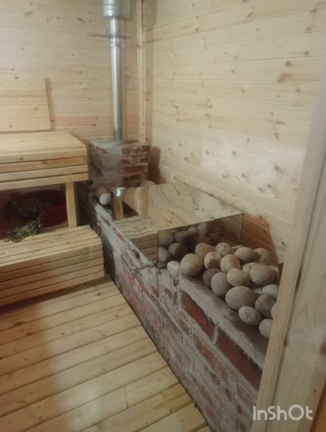 Баня с кирпичной печью часть 1