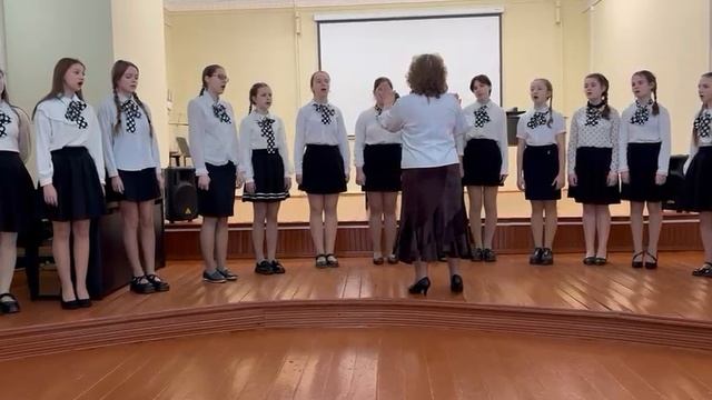Хор старших классов Устюженская ДШИ
"Рождество" муз. и сл. И.Цеслюкевич