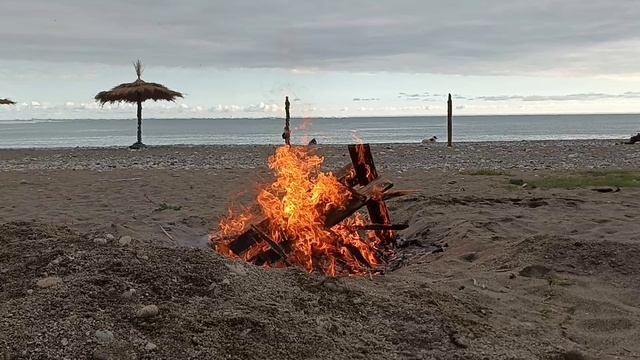 На огонь можно смотреть вечно ...
