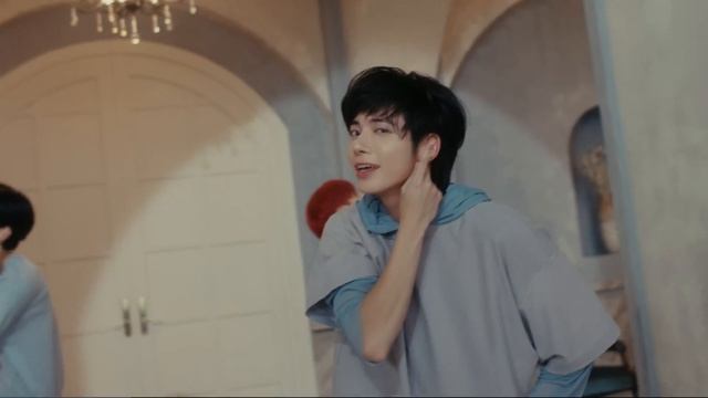 TXT-Over-The-Moon-