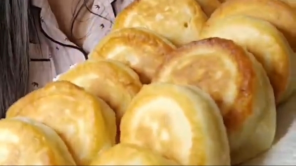 Пышные ОЛАДЬИ...🥞☕😋 Рецепт в описании ✍️