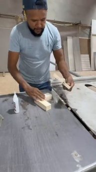 Зажим для прямого угла