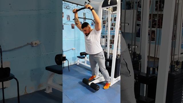 Обратный пуловер