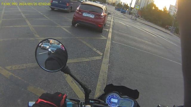 Ехал со всеми машина