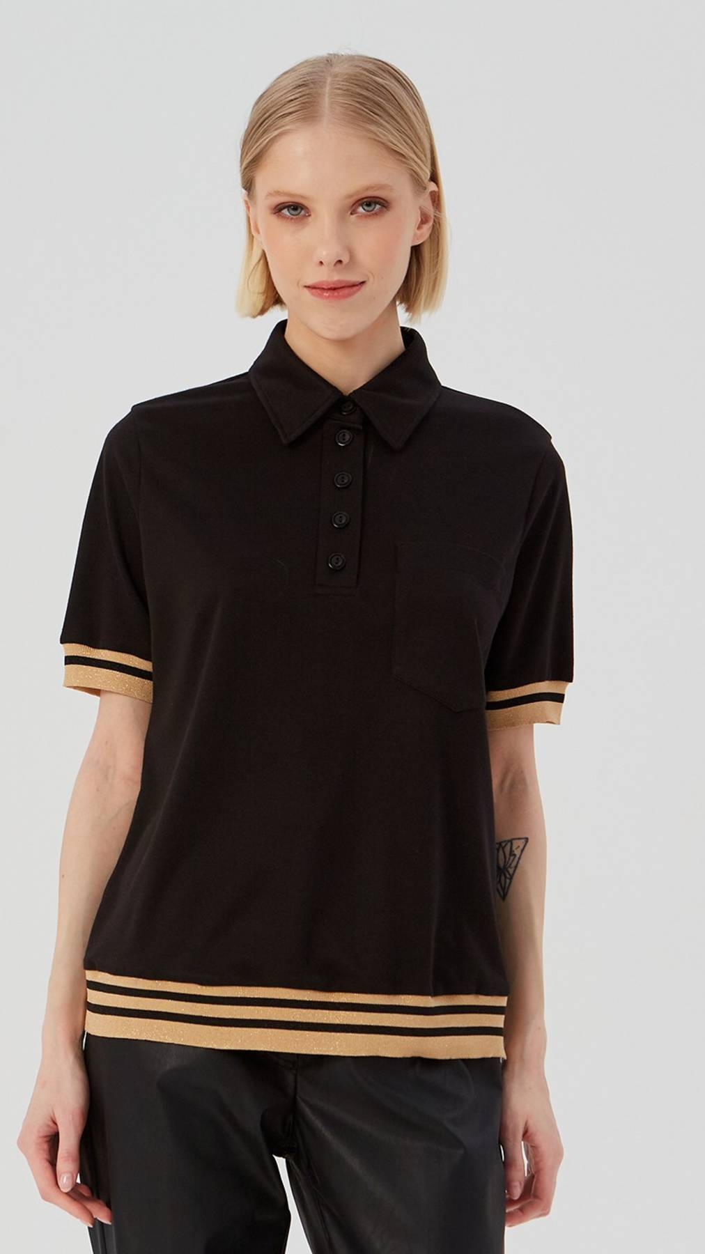 Блузка поло LO черная
Артикул: 1125110303