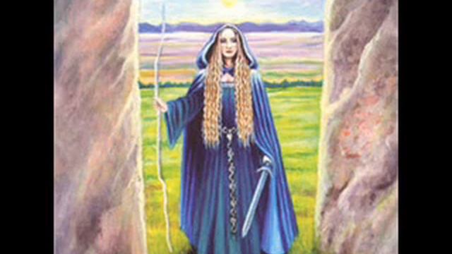 I Walk With The Goddess