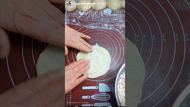 БУЛОЧКИ С СЫРОМ И КОЛБАСКОЙ👌👌👌