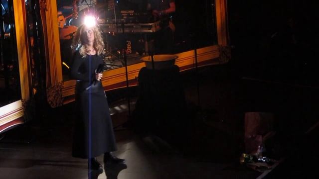 Lara FABIAN ♪ live Czech   Forum Karlín Praha 2014 /6