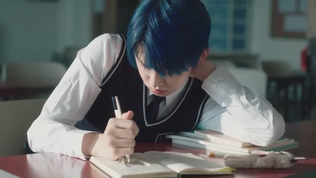 TXT (Run Away)'