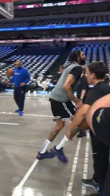 AD warming up ahead of his Dallas debut