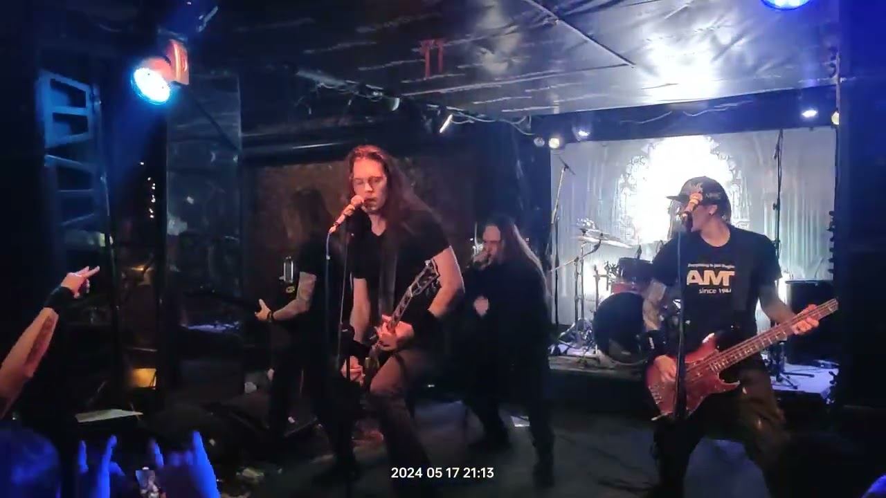Somebody Love.  In Vision live short