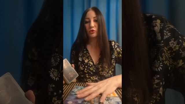 Доверяйте своей интуиции, судьба внесёт свою коррекцию и будет вам помощь! Расклад Таро!