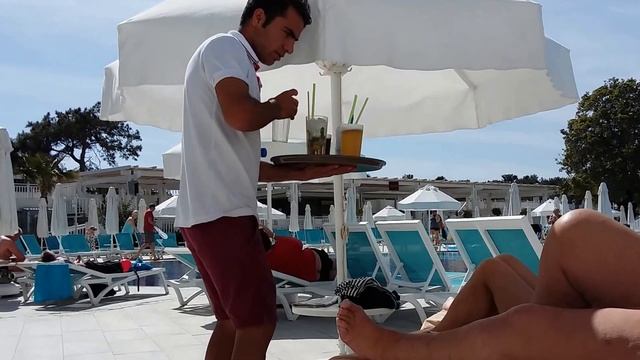 Getränke auf Inlinern gebracht \o/ ... (Diamond Premium Hotel & SPA)