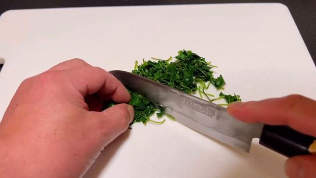 山菜採り】ウコギの若芽を採ってうこぎご飯と五加木の切り和えで食べた。