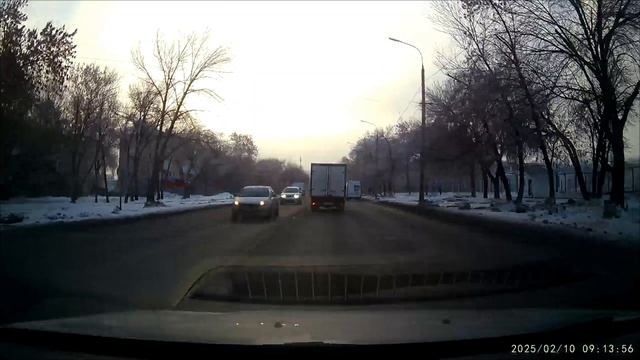 Поворот через двойную сплошную