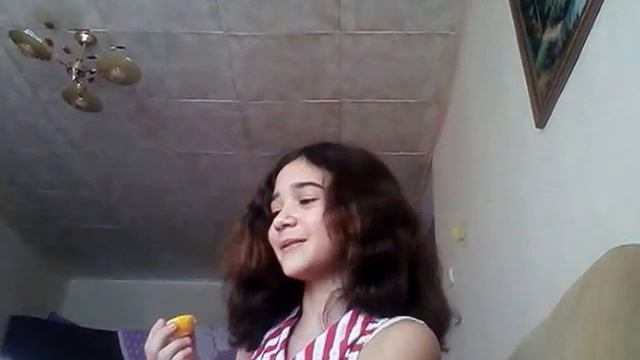 Я ем лимон за 13 подписчиков