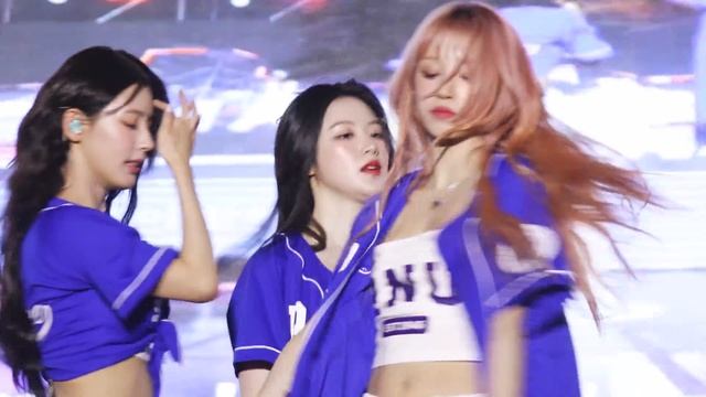 (여자)아이들((G)I-DLE) - '퀸카 (Queencard)' @ PUSAN NATIONAL UNIVERSITY