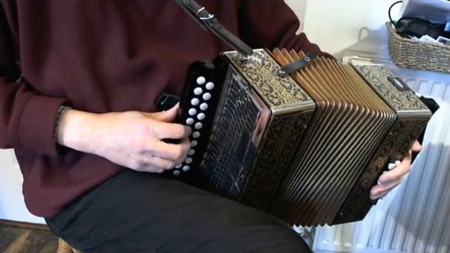 Midnight on the Water:Melodeon.net Tune of the Month Dec 2017: