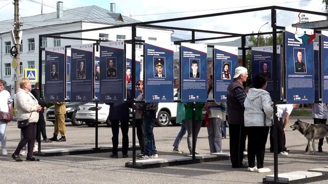 39 - Церемония открытия фотовыставки Про Героев в Собинке