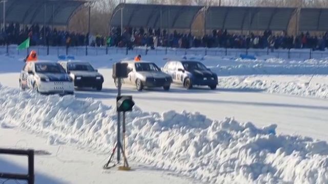 В Каменске-Уральском прошел первый в истории города фестиваль автомобильного спорта.