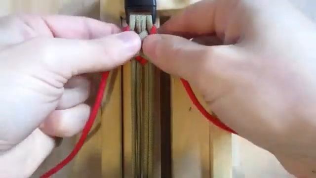 Браслет из паракорда Grin of Wolf Волчий оскал_270p_360p