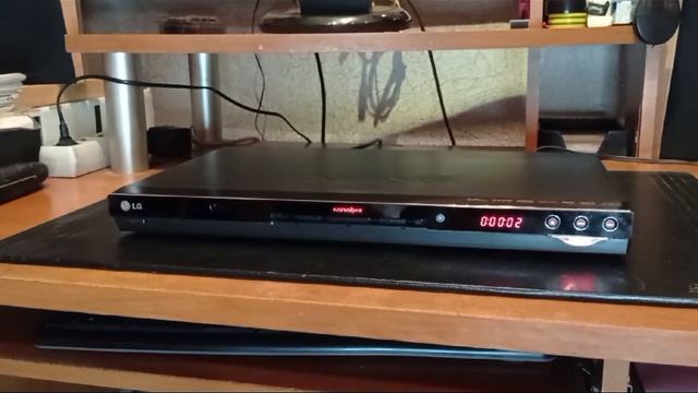 LG DKS-8000 (DVD караоке)