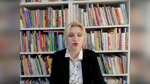 Громкие чтения Делаэ Ж. «Маруся помогает маме_ на кухне. Дома»