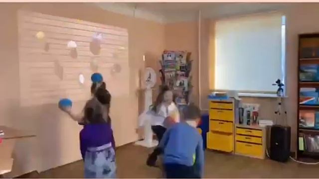 И читаем, и играем!