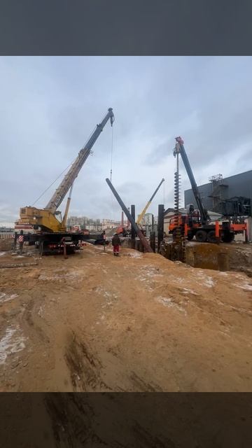 360° по рабочей площадке 🚚👷 Услуги бурения тел. +7 (985) 185-77-77. Звоните и пишите!