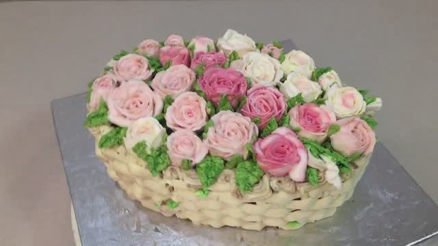 Торт 🎂овальная корзинка🌺🌺🌺